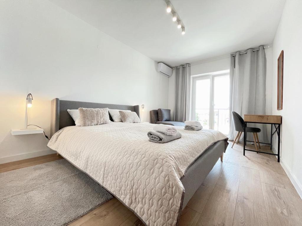 Caramel Comforts With Sea View In Stinjan Only 300 Meters From The Beach Pula Bagian luar foto