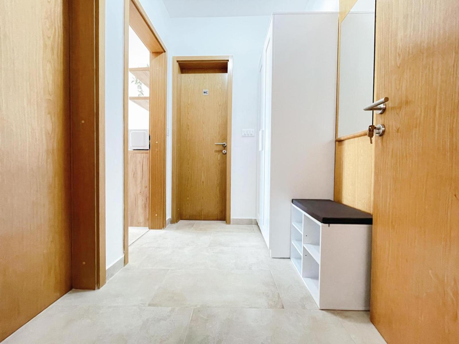 Caramel Comforts With Sea View In Stinjan Only 300 Meters From The Beach Pula Bagian luar foto
